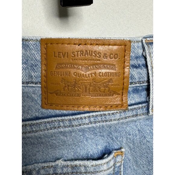 Levi's Premium Middy Ankle Bootcut Jeans in Blasted Stone Light Wash Size 32 - Picture 7 of 14